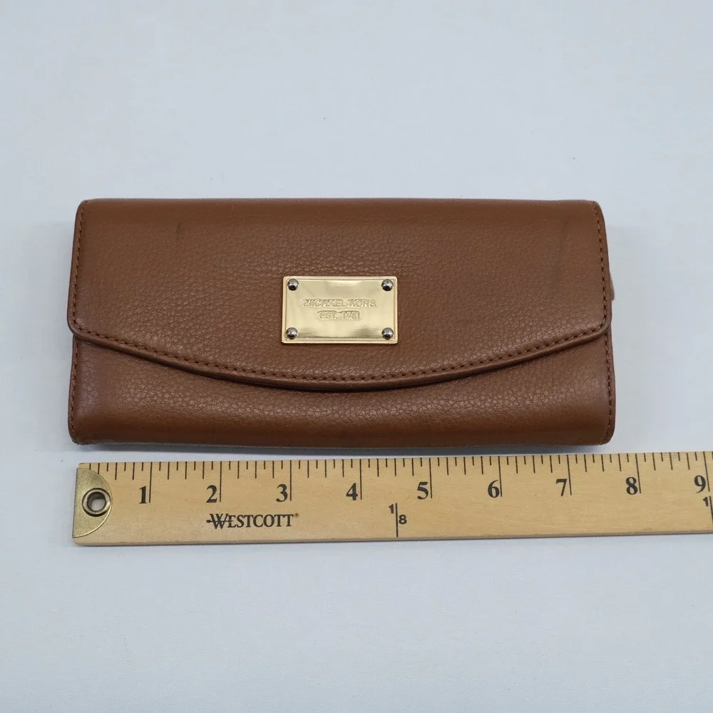 Michael Kors Wallet Women Brown Pebbled Leather Gold Logo Plate OS Classic